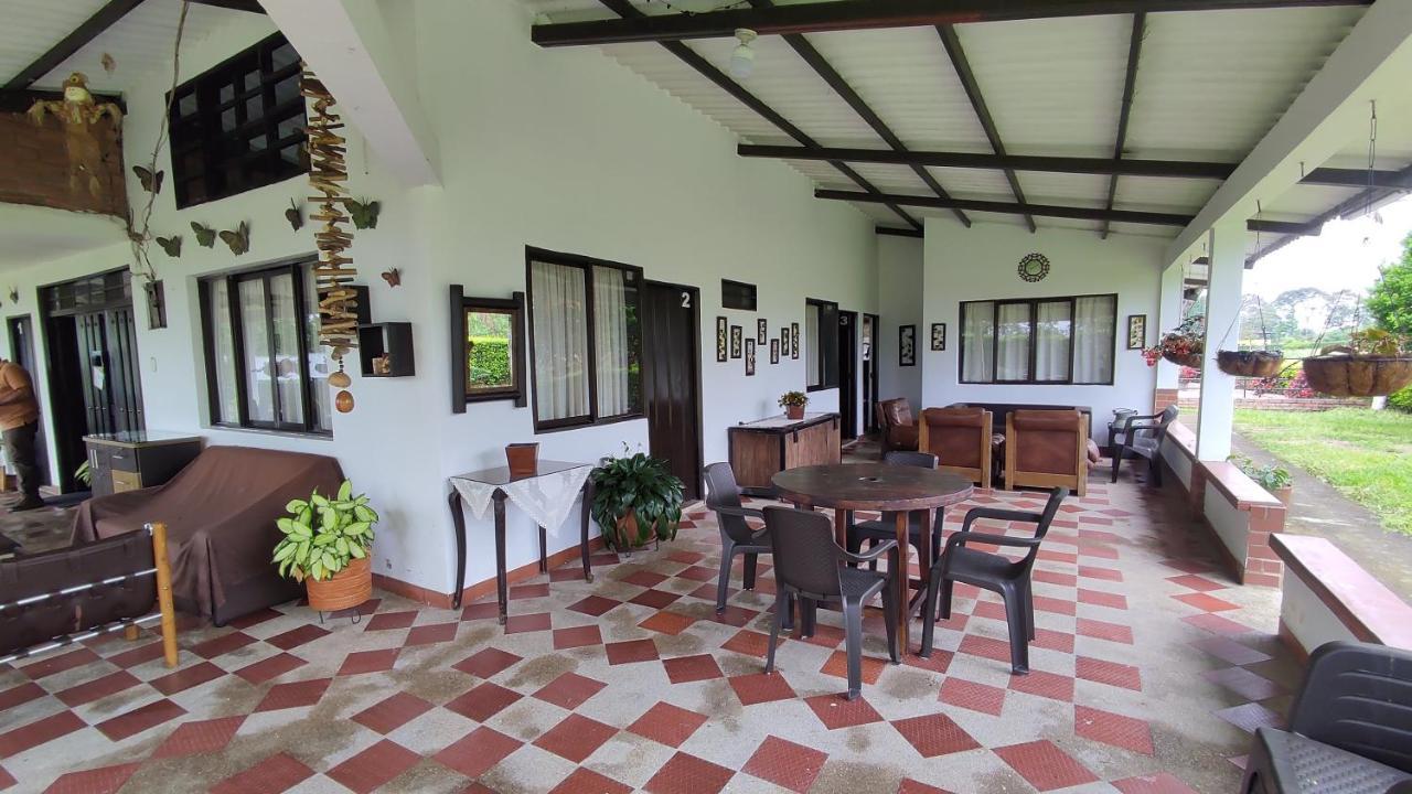 Finca Hotel El Saman De Alto Bonito Montenegro Kültér fotó