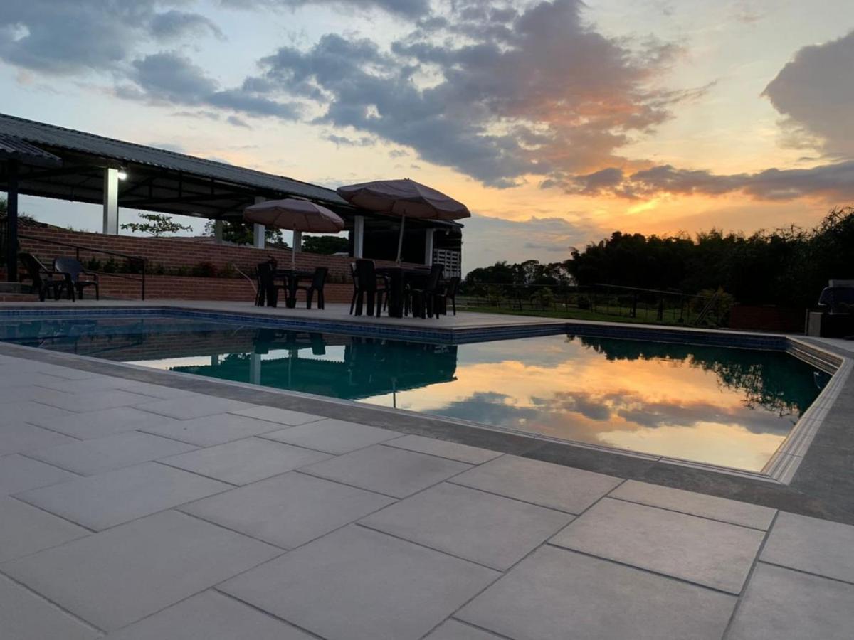 Finca Hotel El Saman De Alto Bonito Montenegro Kültér fotó